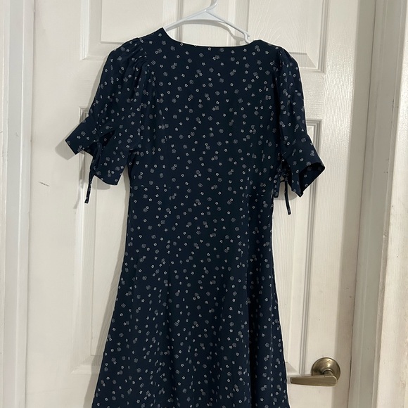 Madewell Blue Buttoned Tie Front Puff Sleeve Sundress - Picture 2 of 6
